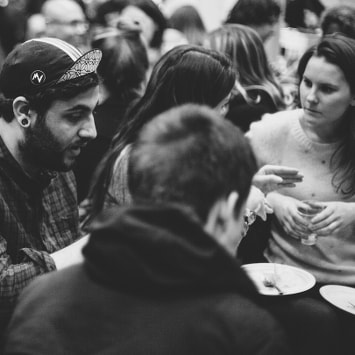 relazionarsi con gli altri