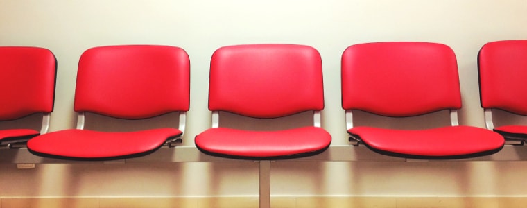 dipendenza-da-smartphone-sala-di-attesa